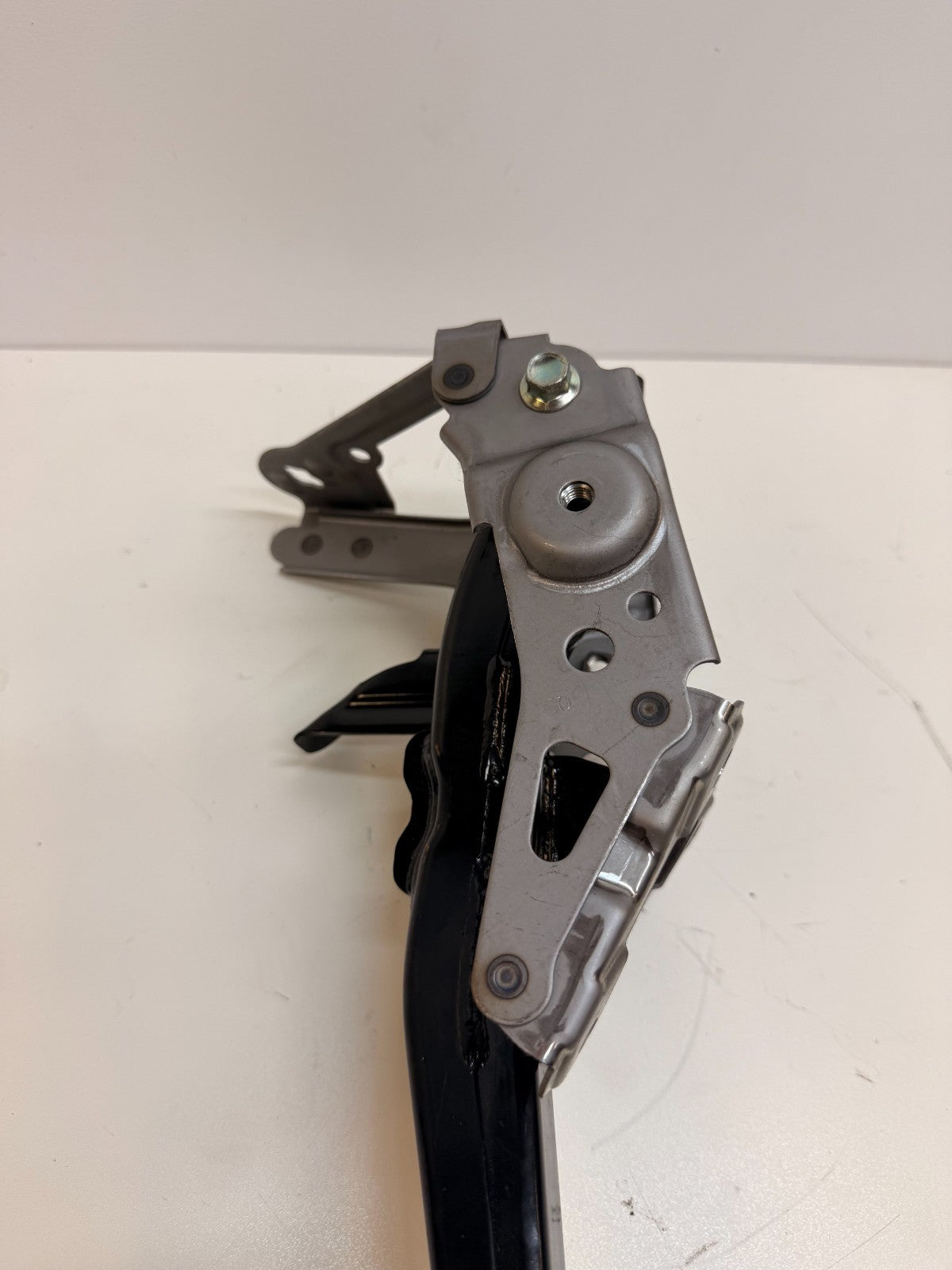 2012-2020 Tesla Model S Brake Stop Pedal w/ Sensor Assembly 1050657-00-A