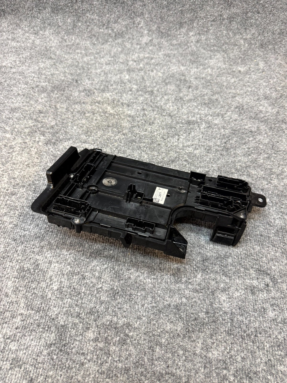 20-24 TESLA MODEL Y FRONT LEFT FRUNK LOW VOLTAGE BODY MODULE OEM, 1497847-10-D