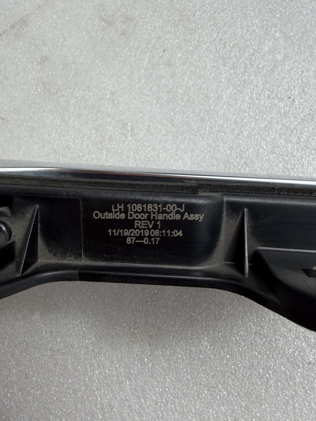 ♦️2017-2023 TESLA MODEL 3 REAR LEFT SIDE EXTERIOR DOOR HANDLE OEM, 1081831-00-J