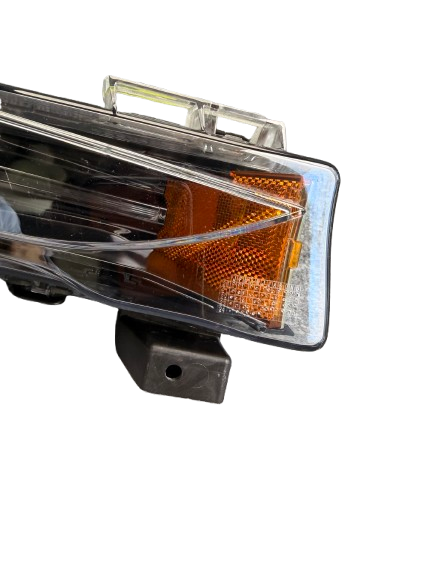 2017-2023 Tesla Model 3 Y Right Side Fog Light Lamp Assembly 1507929-00-D