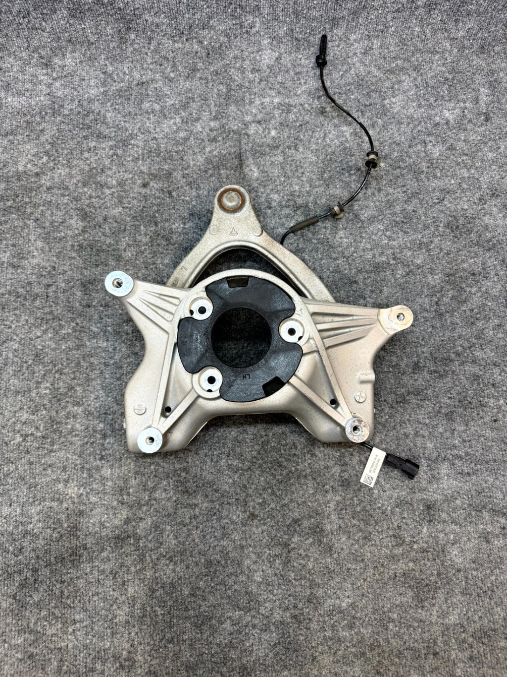 17-23 TESLA MODEL 3 FRONT LEFT UPPER STRUT MOUNT CONTROL ARM SET OEM, 104403200C
