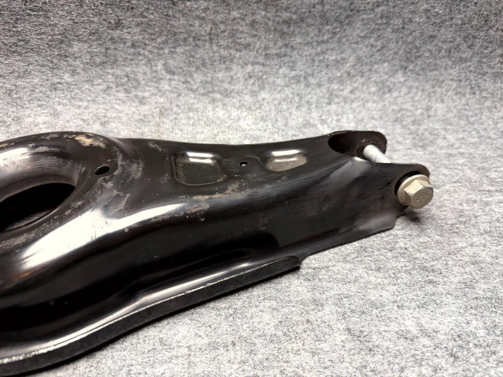 ♦️2017 - 2023 TESLA MODEL 3 REAR LEFT SIDE LOWER CONTROL ARM OEM, 1044451-00-F