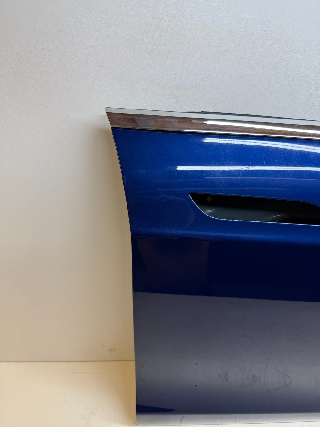 2012-2020 TESLA MODEL S FRONT RIGHT PASSENGER SIDE DOOR SHELL PANEL
