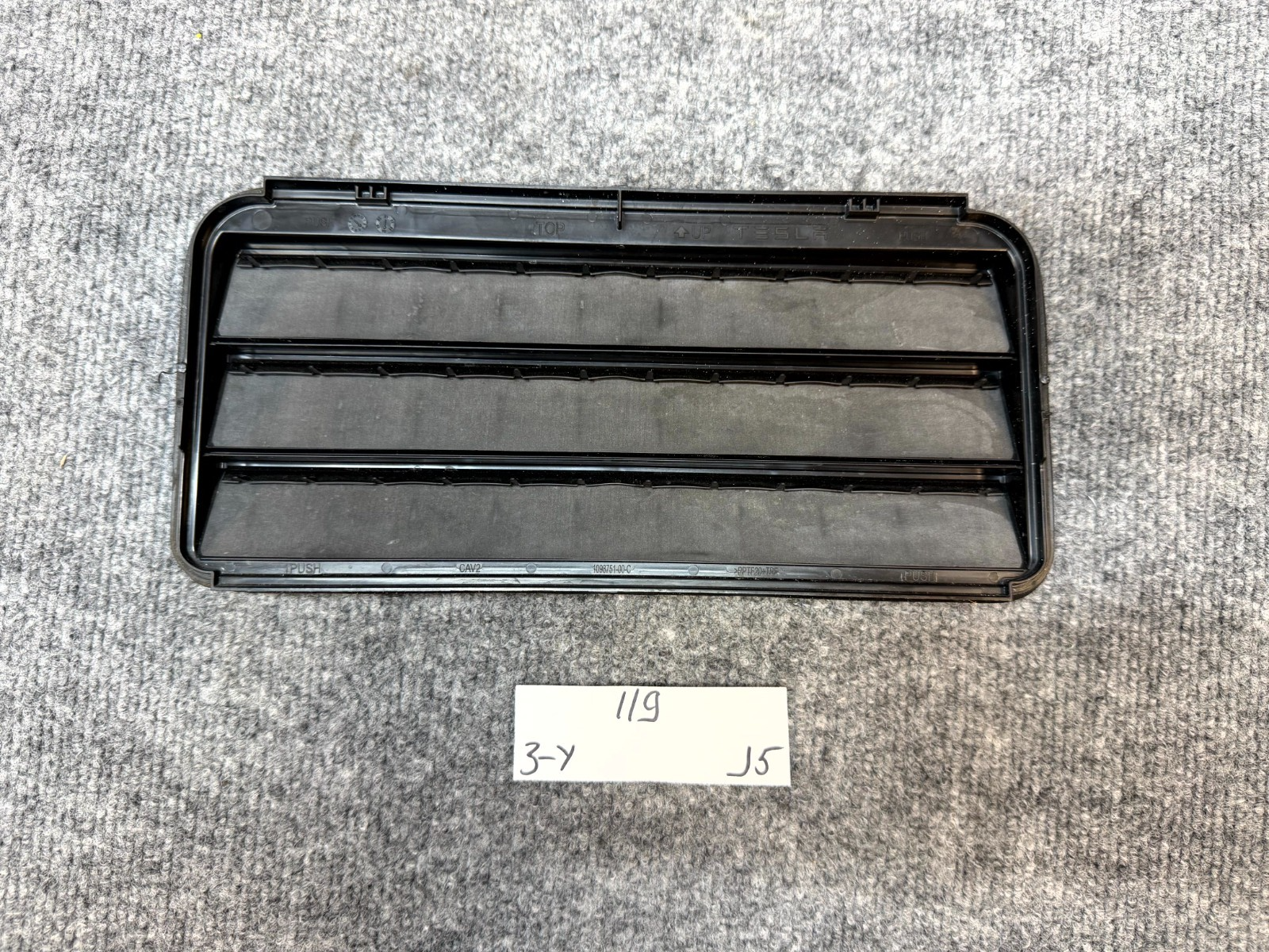 2017-2023 TESLA MODEL Y/3 AIR EXTRACTOR CABIN VENT GRILLE BLACK OEM, 109875100C