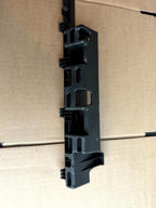 ♦️16-23 TESLA MODEL X REAR RIGHT DOOR LATCH LOWER COVER BRACKET OEM 1053726-00-B