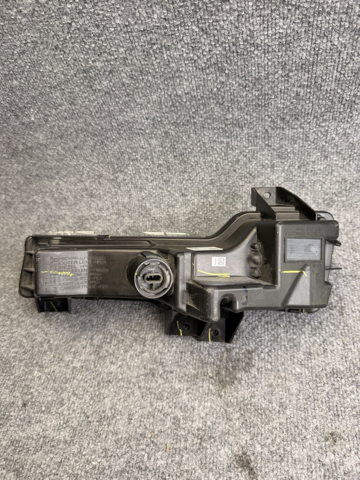 2017-2020 Tesla Model 3/Y RH Passenger LED Fog Light 1077390-00-F OEM 2Pin