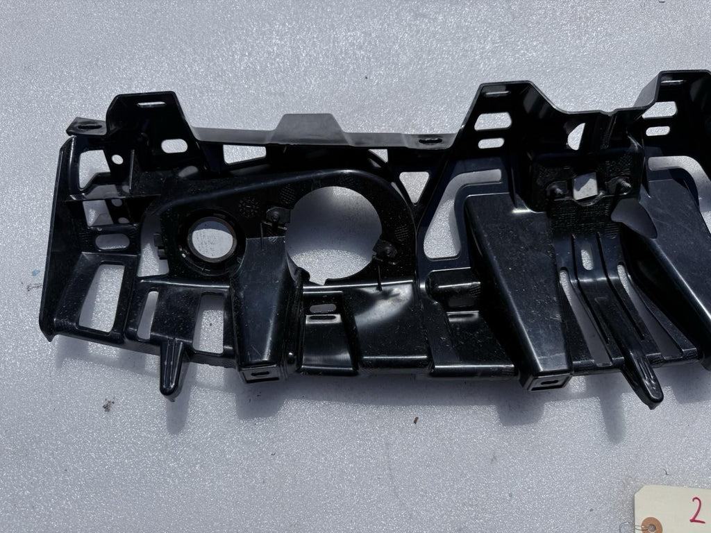 ♦️16-20 TESLA MODEL X REAR TAILGATE SPEAKER BRACKET TRIM COVER OEM, 1050282-00-D