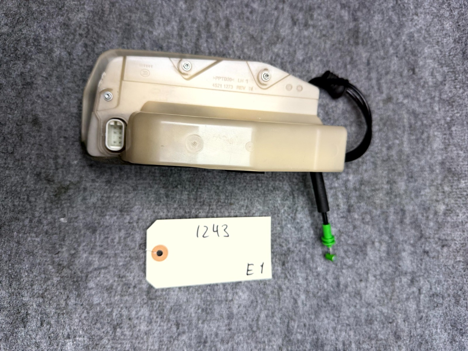 ♦️17–23 TESLA MODEL 3 FRONT LEFT SIDE DOOR LOCK LATCH ACTUATOR OEM, 1068964-00-L
