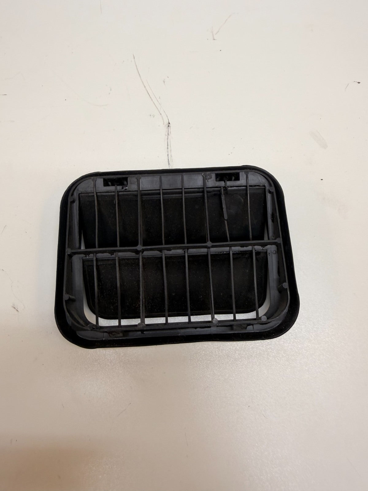 2012-2020 Tesla Model S Rh / Lh Rear Body Ventilation Grille 2F2A-B280B62-AB