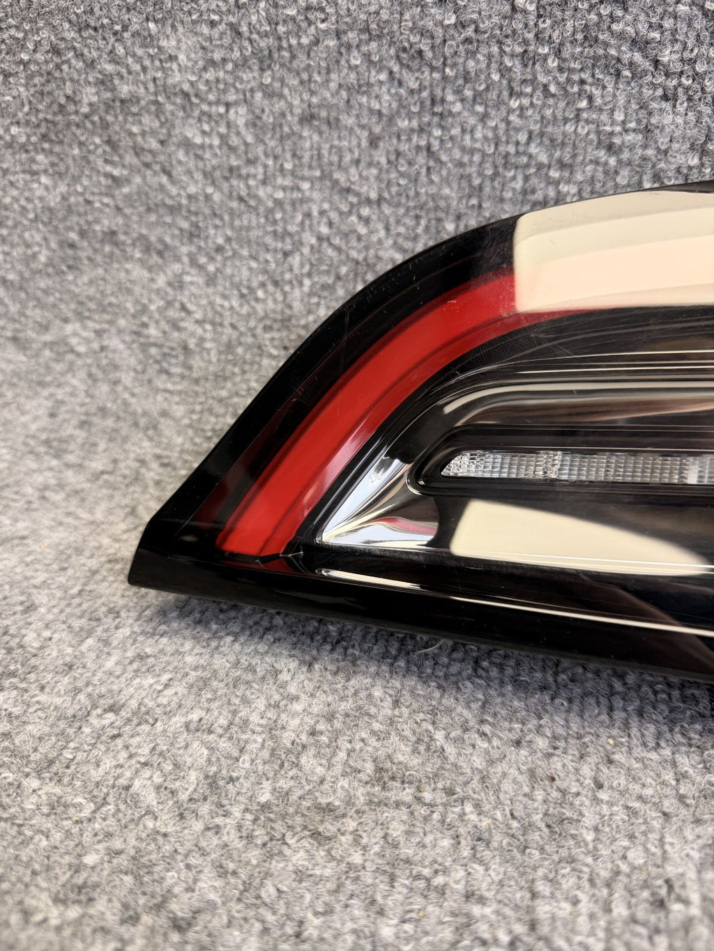 2017-2024 TESLA MODEL 3 Y REAR RIGHT SIDE INNER TRUNK TAIL LIGHT OEM, 150208900B