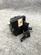 2020-2024 TESLA MODEL Y ABS ANTI LOCK BRAKE PUMP MODULE UNIT OEM, 1044745-00-B