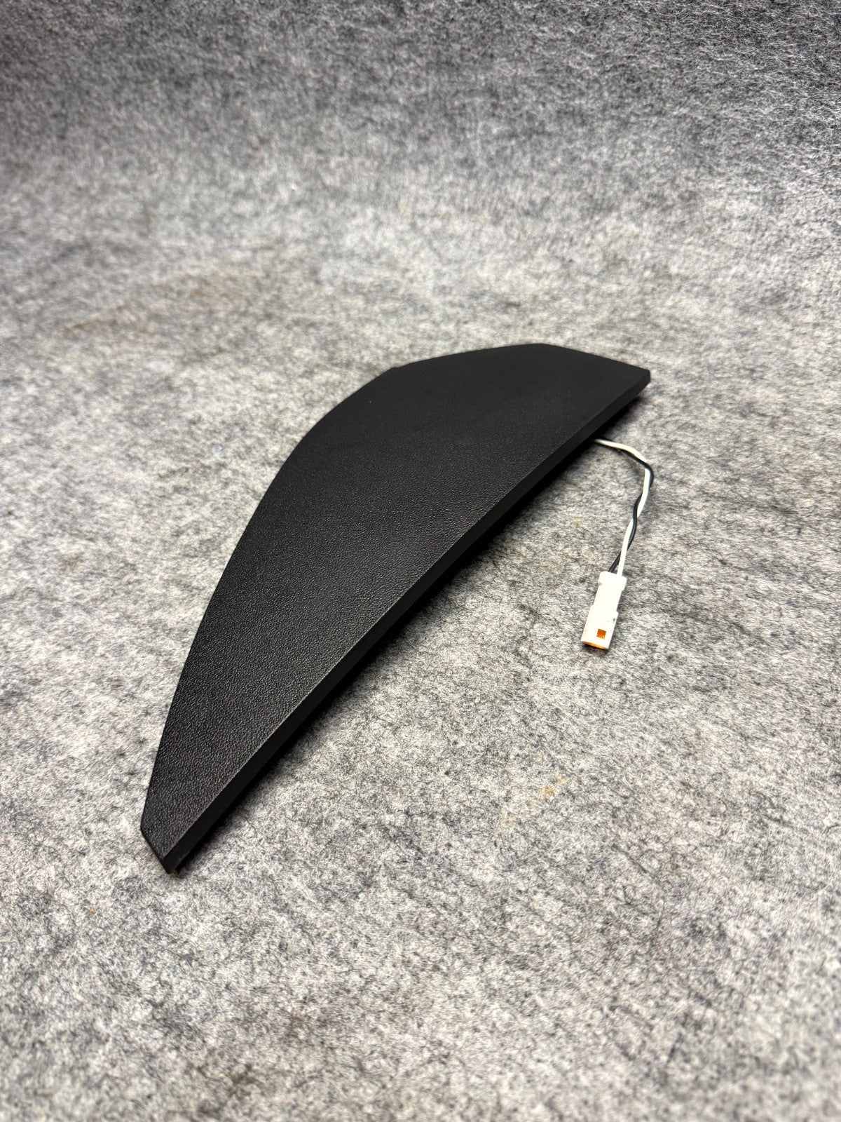 ♦️2012 - 2020 TESLA MODEL S FRONT RIGHT INSTRUMENT PANEL COVER OEM, 1009478-00-C