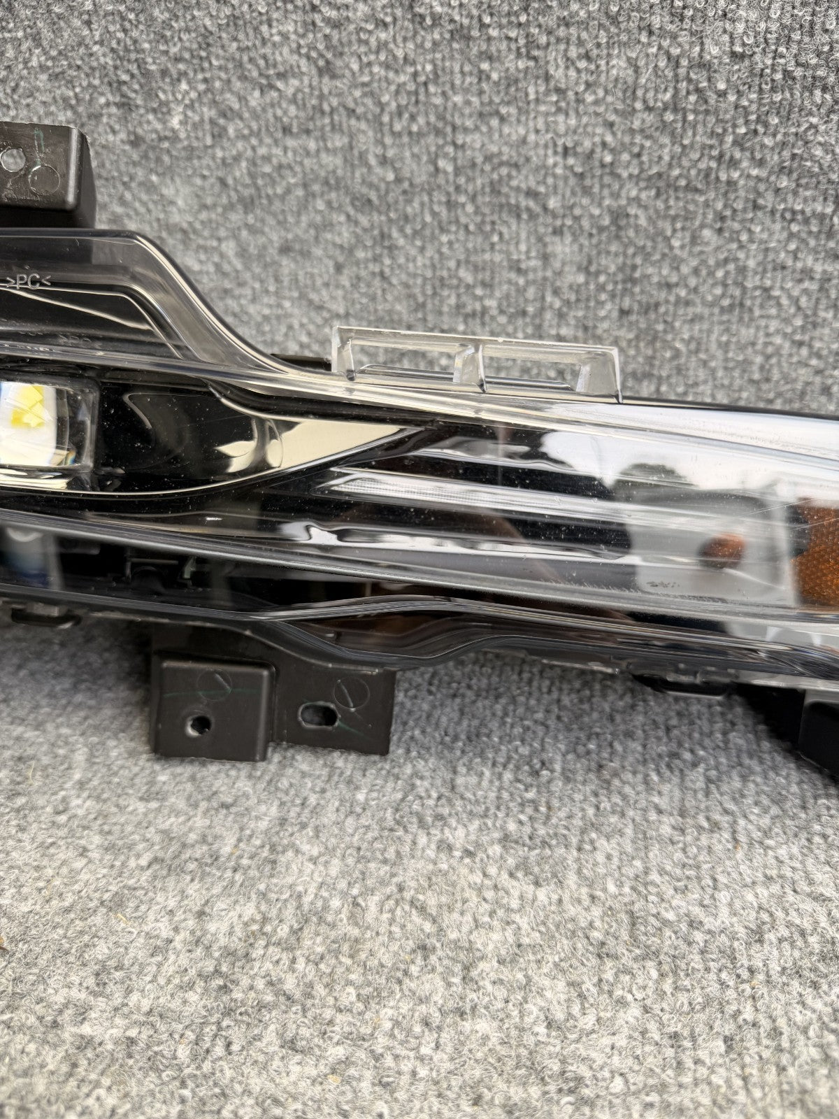 2017 - 2024 TESLA MODEL 3 Y FRONT RIGHT SIDE LED FOG LIGHT OEM, 1507931-00-C