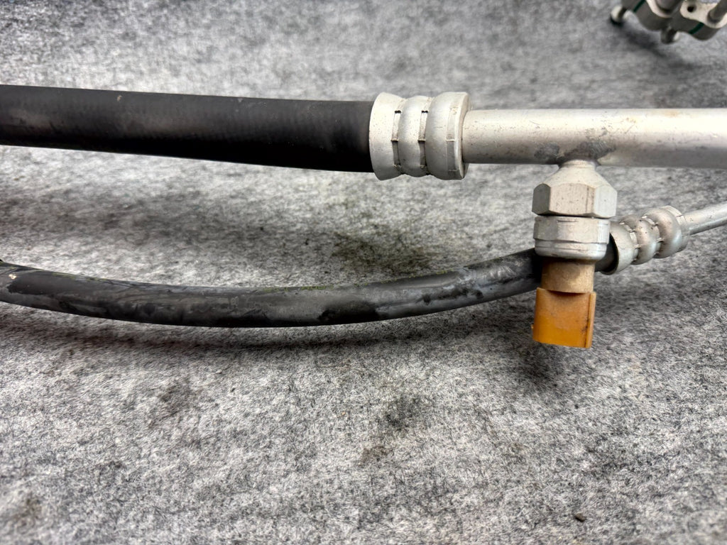 ♦️16-20 TESLA MODEL S AIR CONDITIONING SUCTION LINE PIPE CHILLER OEM, 106258300C