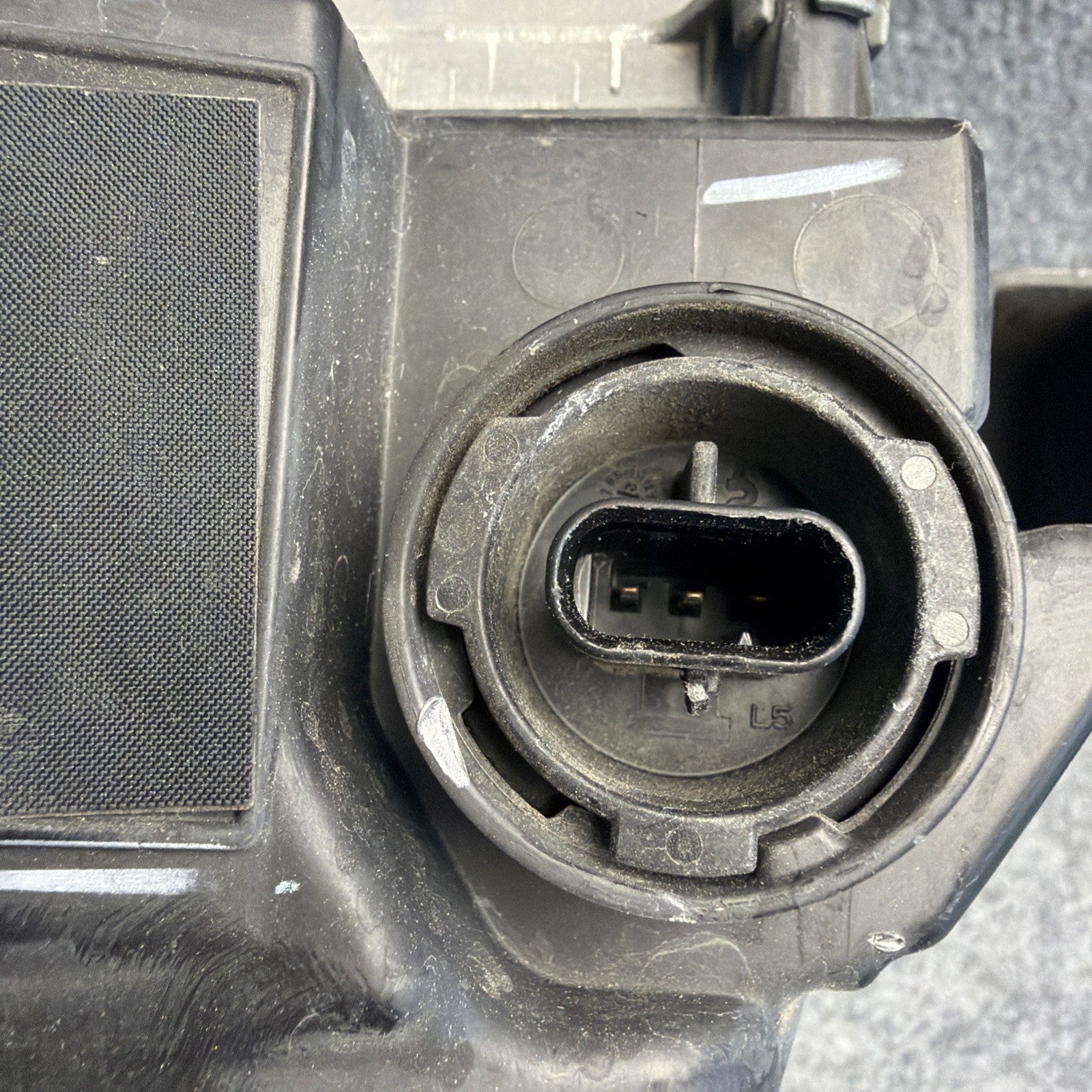 DMG⚠️2017-2025 Tesla Model 3 Y Right Headlight 1514953-00-C OEM
