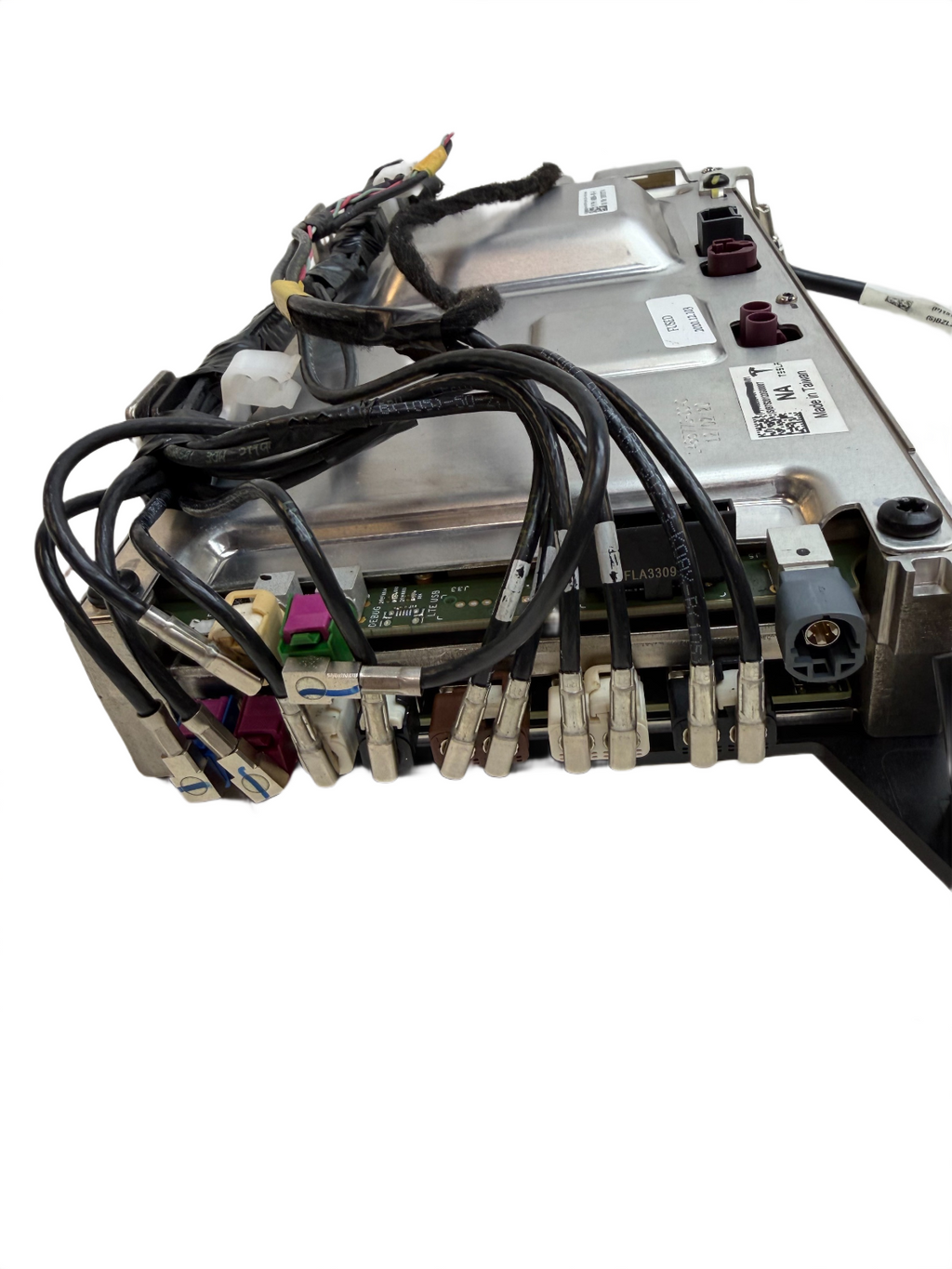 2017 - 2023 TESLA MODEL 3 MEDIA COMPUTER CONTROL MODULE UNIT 1462554-RO-K