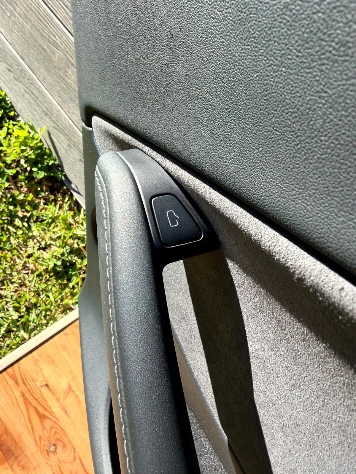2020-2024 TESLA MODEL Y REAR RIGHT SIDE DOOR TRIM COVER PANEL OEM, 1997297-00-D