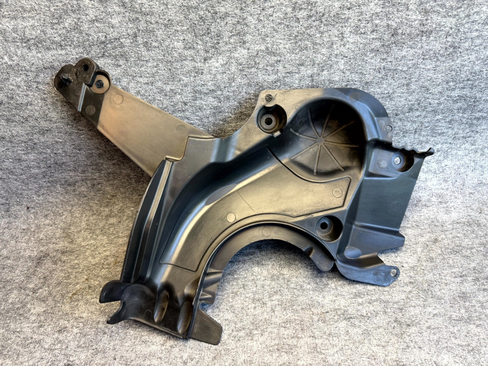♦️16 – 20 TESLA MODEL S FRONT LEFT STRUT SHOCK TOWER CAP COVER OEM, 1060511-00-B