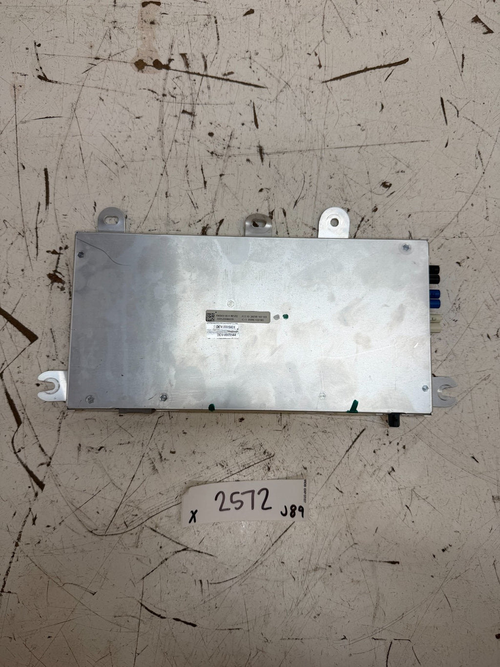 2016-2020 Tesla Model X MX Central Body Control Module Computer 1045451-00-E