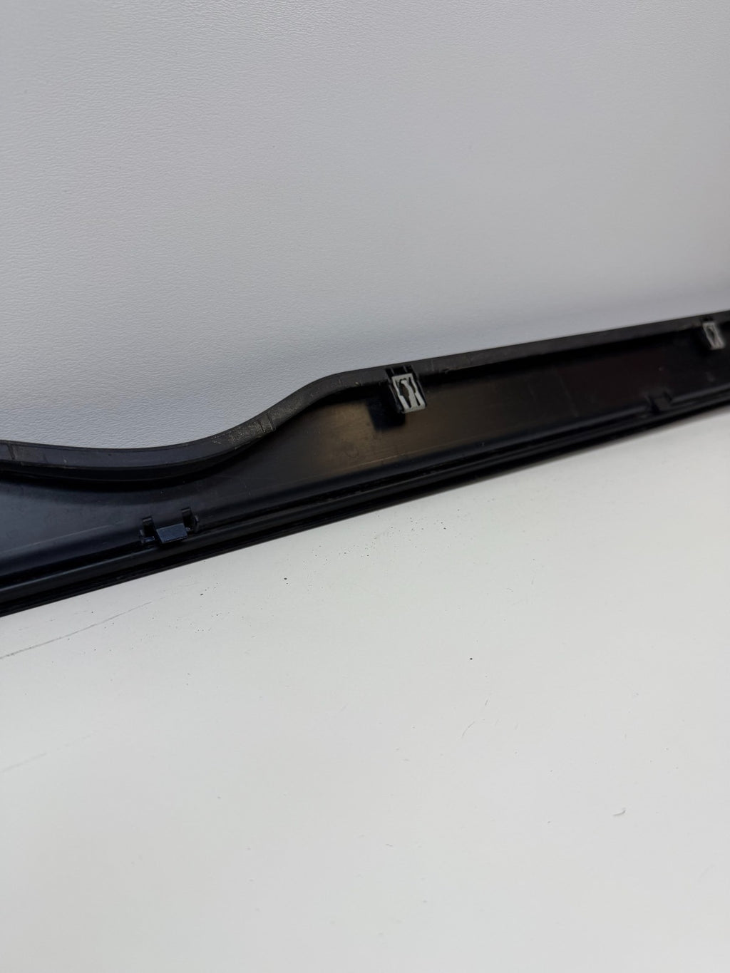 2012-20 Tesla Model S Driver Side Rocker Panel Scuff Plate Molding 1012215-00-G