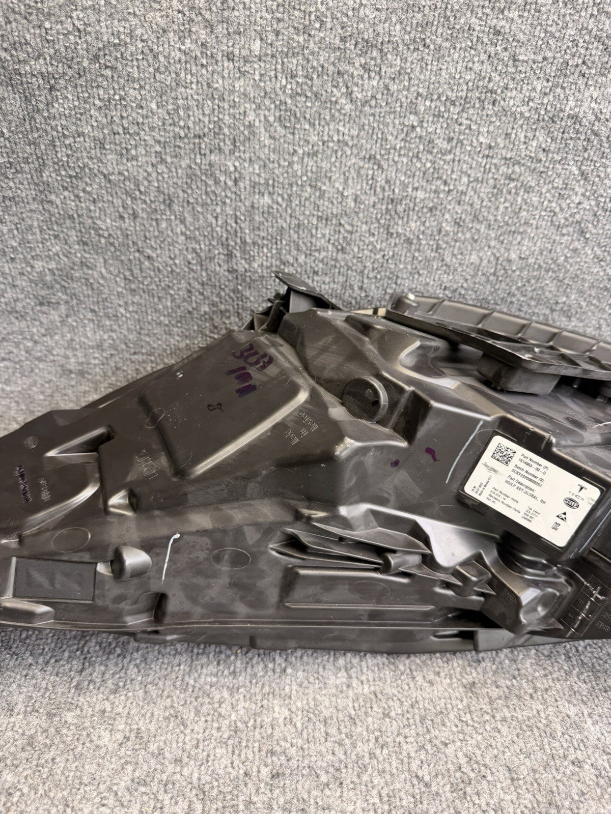OEM 2021 - 2024 Tesla Model Y Right Passenger Matrix LED Headlight 1514953-00-D