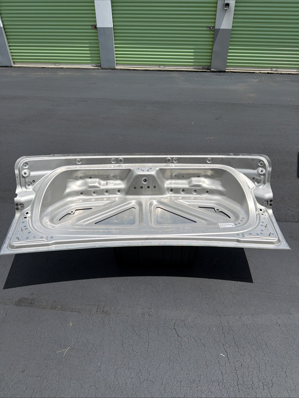 DMG‼️2024-2026 TESLA CYBERTRUCK HOOD POWER-GATE UPPER  2045100-00-A OEM