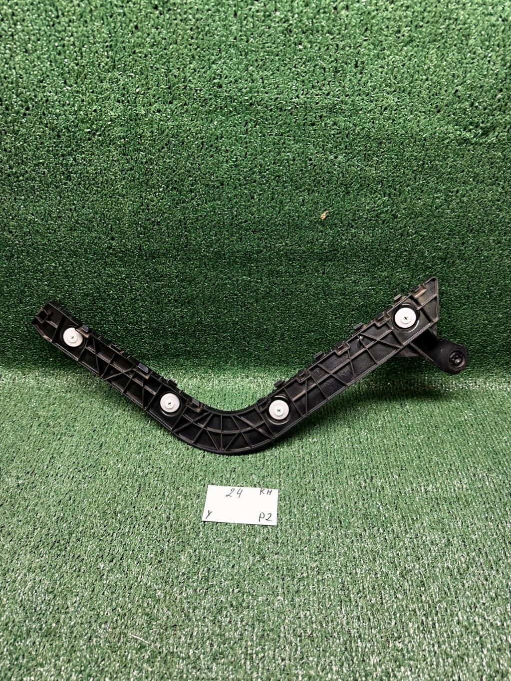 ♦️20-24 TESLA MODEL Y REAR RIGHT BUMPER RETAINER MOUNT BRACKET OEM, 1494037-00-A