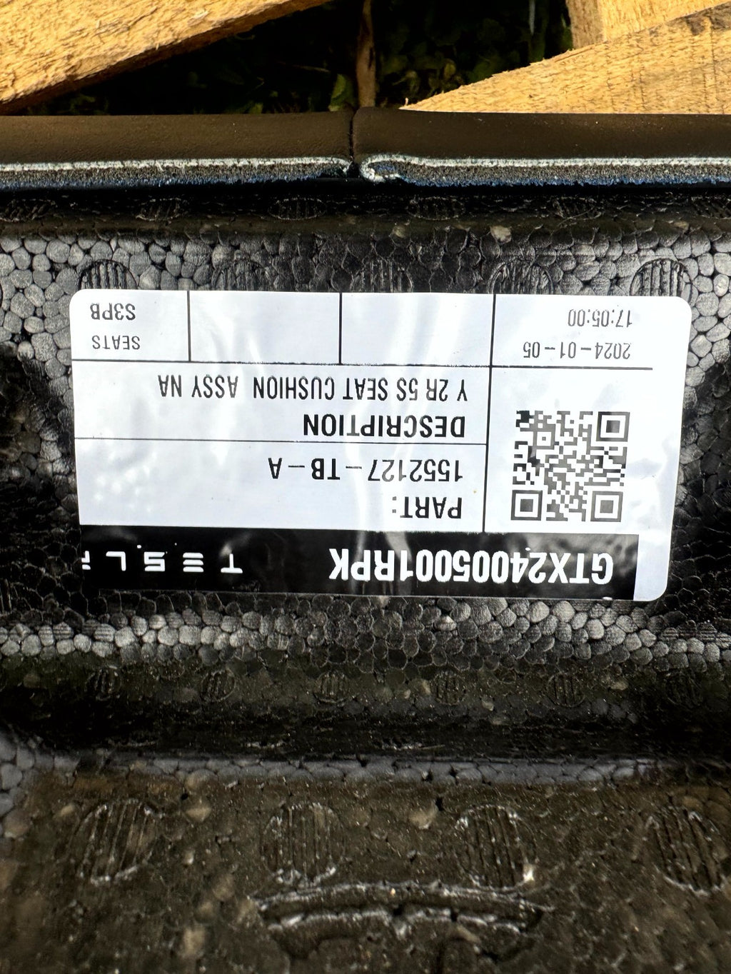 2020-2024 TESLA MODEL Y REAR SECOND 2ND ROW LOWER SEAT CUSHION OEM, 1552127-TB-A