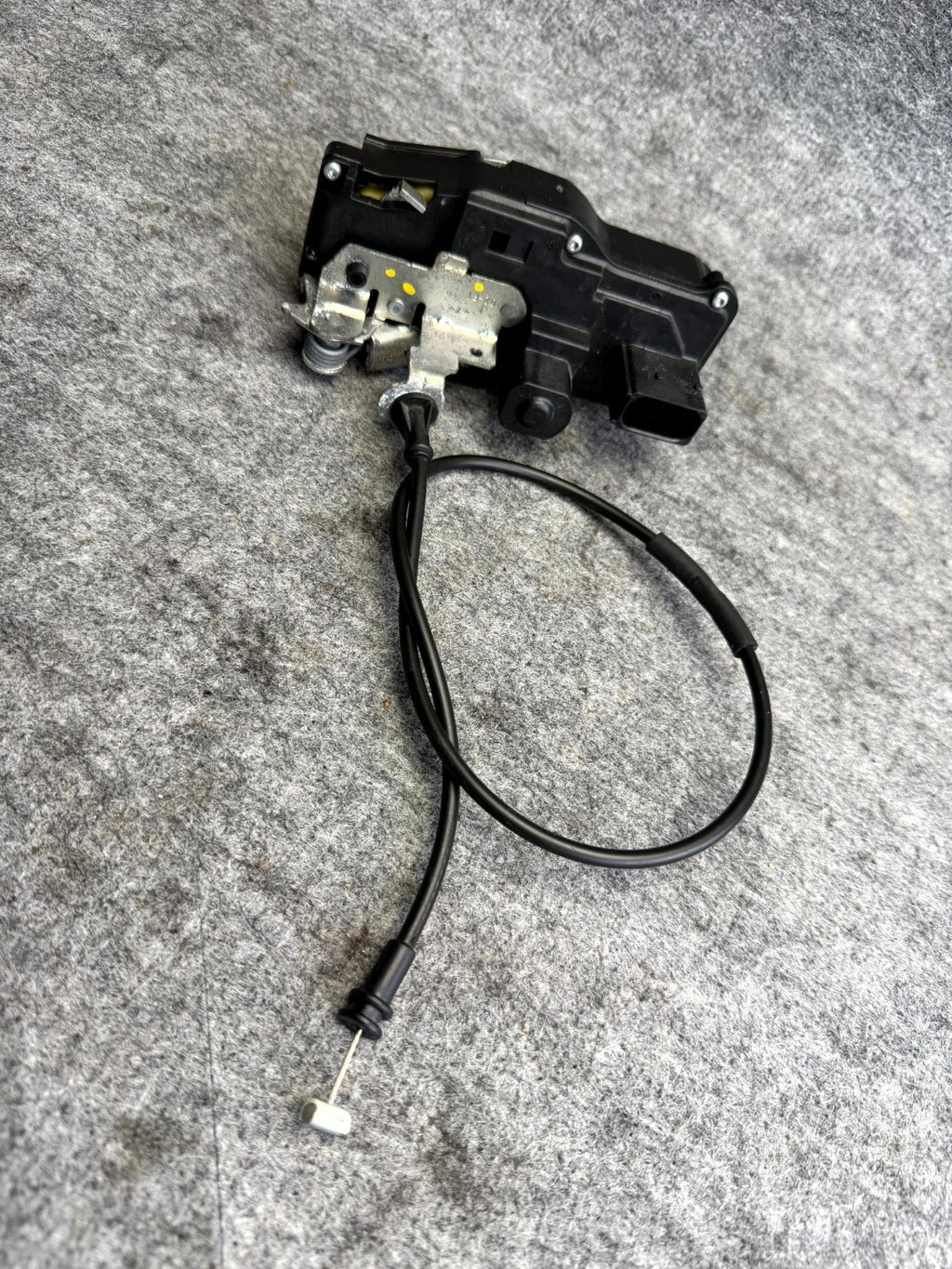 ♦️12-20 TESLA MODEL S FRONT RIGHT SIDE DOOR LOCK LATCH ACTUATOR OEM 6008912-00-C