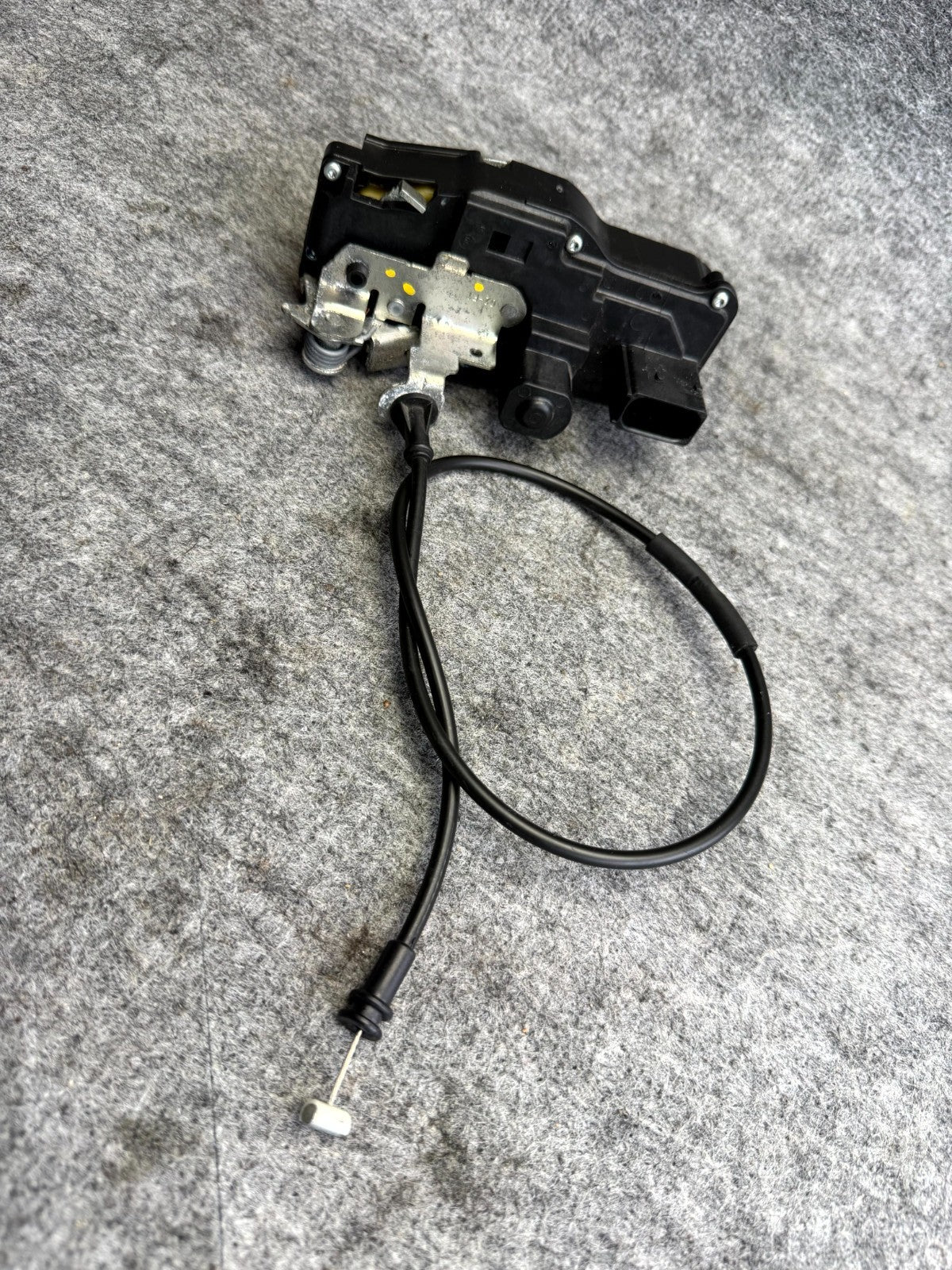 ♦️12-20 TESLA MODEL S FRONT RIGHT SIDE DOOR LOCK LATCH ACTUATOR OEM 6008912-00-C