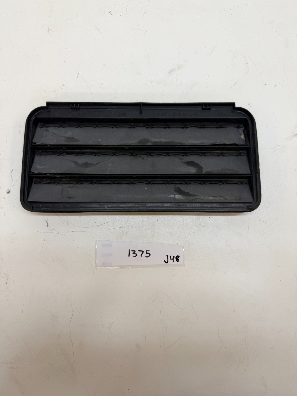 2017-2024 Tesla Model 3/Y Air Extractor Cabin Vent Grille 1098751-00-C