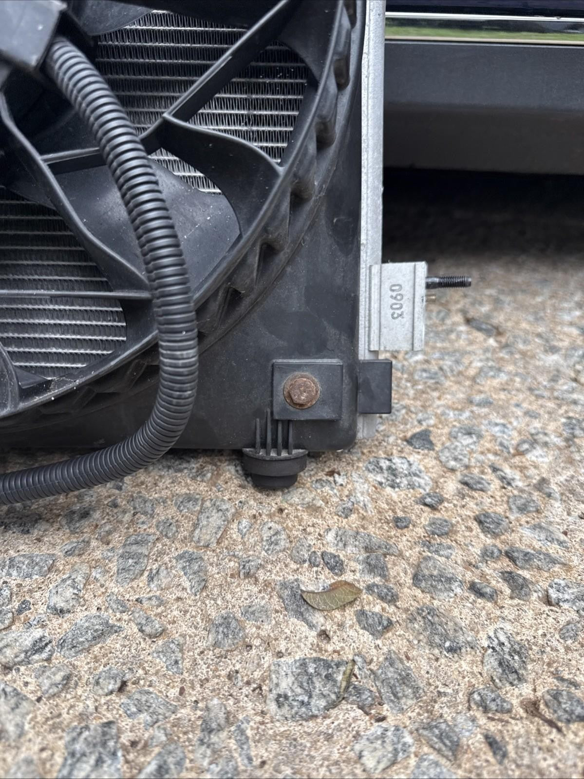 ♦️2012-2020 TESLA MODEL S FRONT LEFT FAN AC CONDENSER RADIATOR OEM, 6007352-00-D