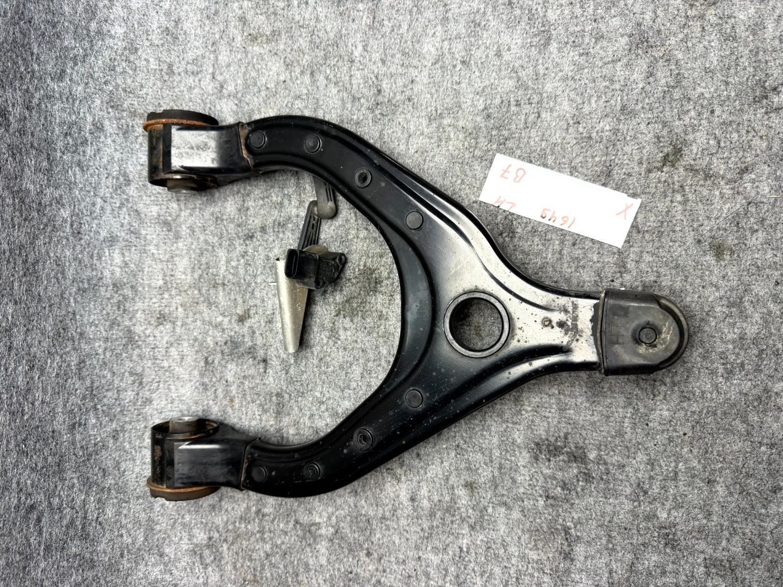 ♦️2016 - 2020 TESLA MODEL X FRONT LEFT SIDE UPPER CONTROL ARM OEM, 1027322-00-D