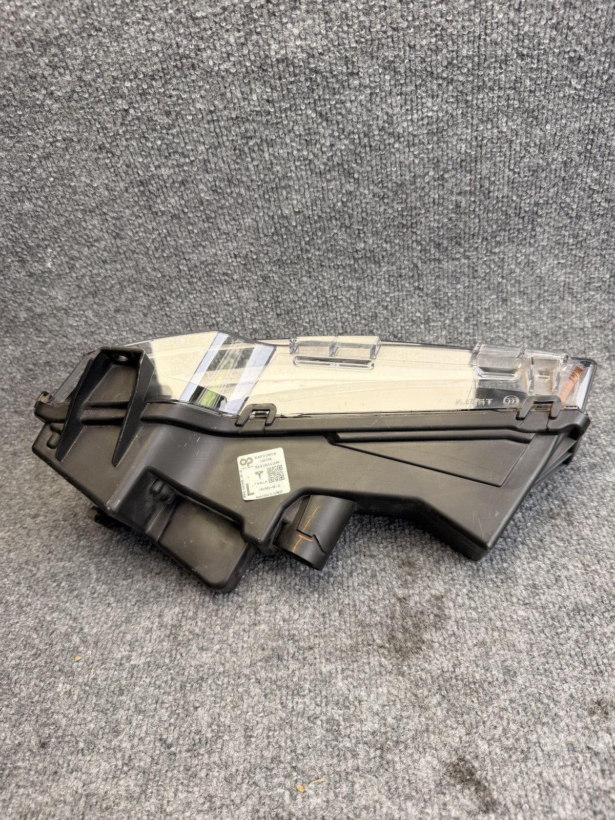 2017-2024 TESLA MODEL 3 Y FRONT LEFT DRIVER SIDE LED FOG LIGHT OEM, 1507930-00-D
