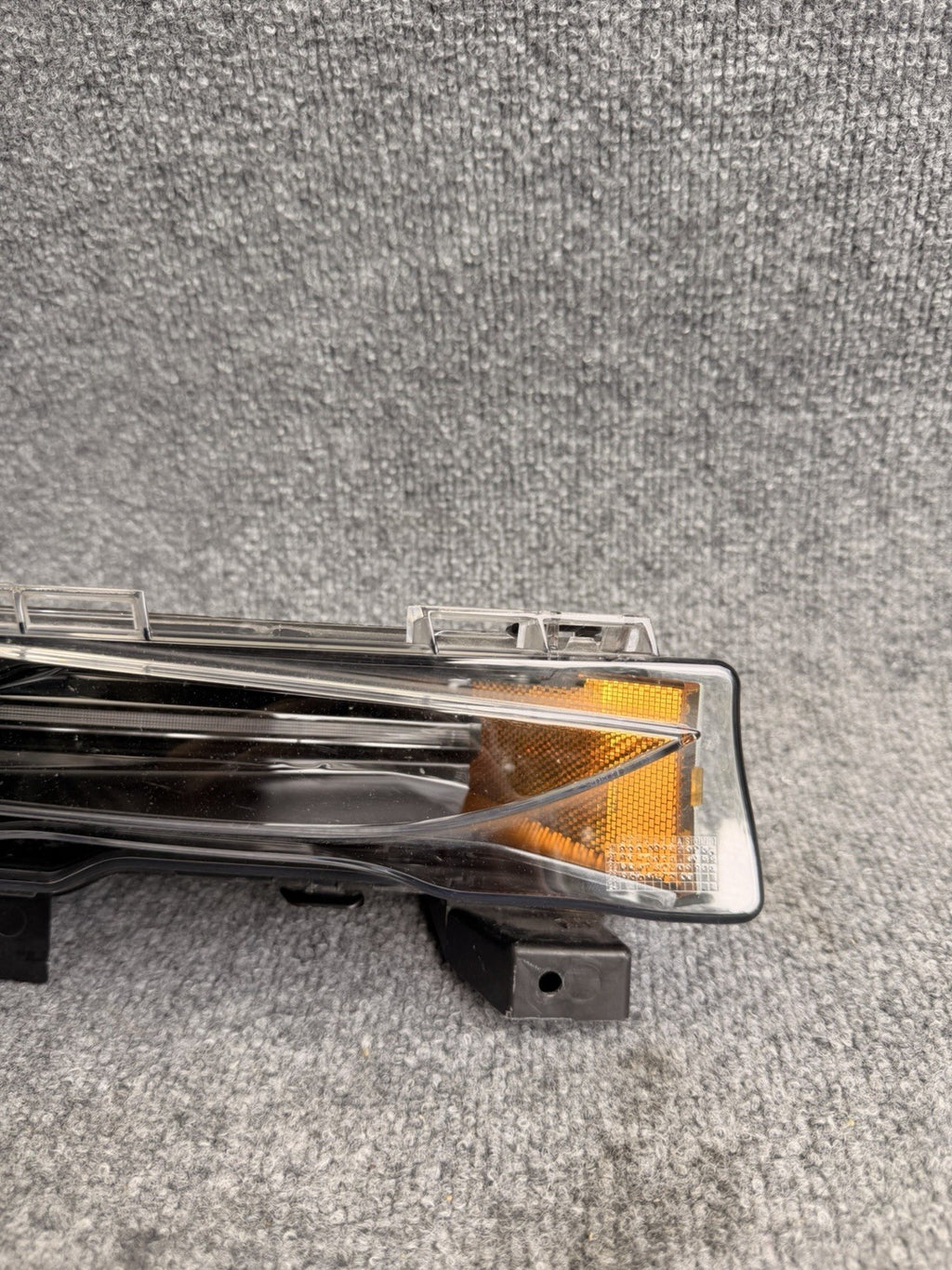 OEM 2018 - 2023 Tesla Model 3 Y Right RH 3 Pin LED Fog Light Lamp 1507931-00-D