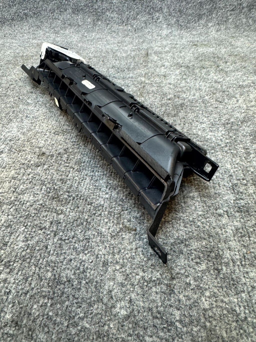 2017-2023 TESLA MODEL 3 RIGHT FRONT DASH AIR VENT GRILLE TRIM OEM, 1135554-00-A