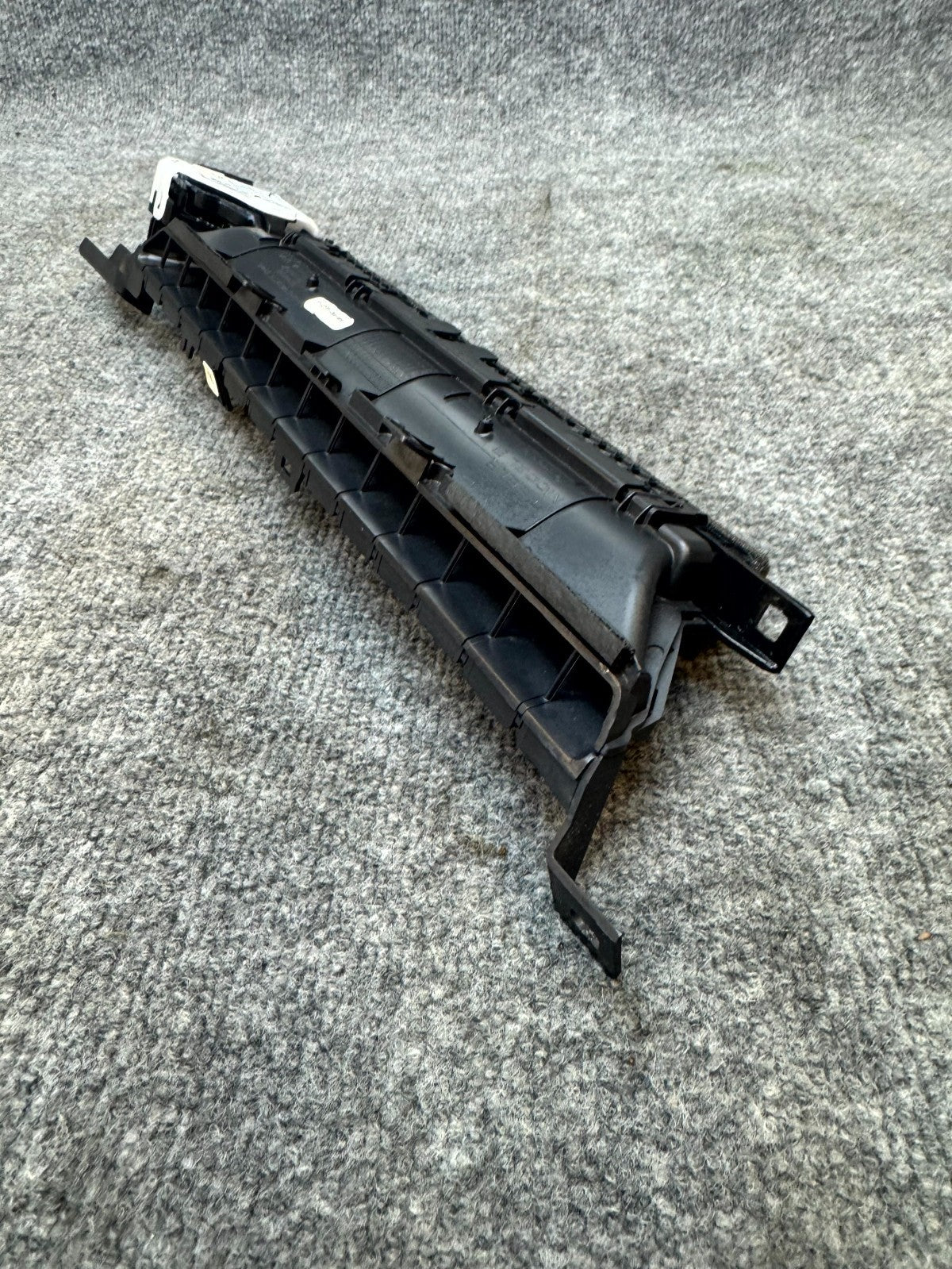 2017-2023 TESLA MODEL 3 RIGHT FRONT DASH AIR VENT GRILLE TRIM OEM, 1135554-00-A