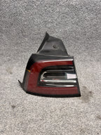 2020 - 2024 TESLA MODEL Y REAR LEFT DRIVER OUTER TAIL LIGHT OEM 1502086-00-D