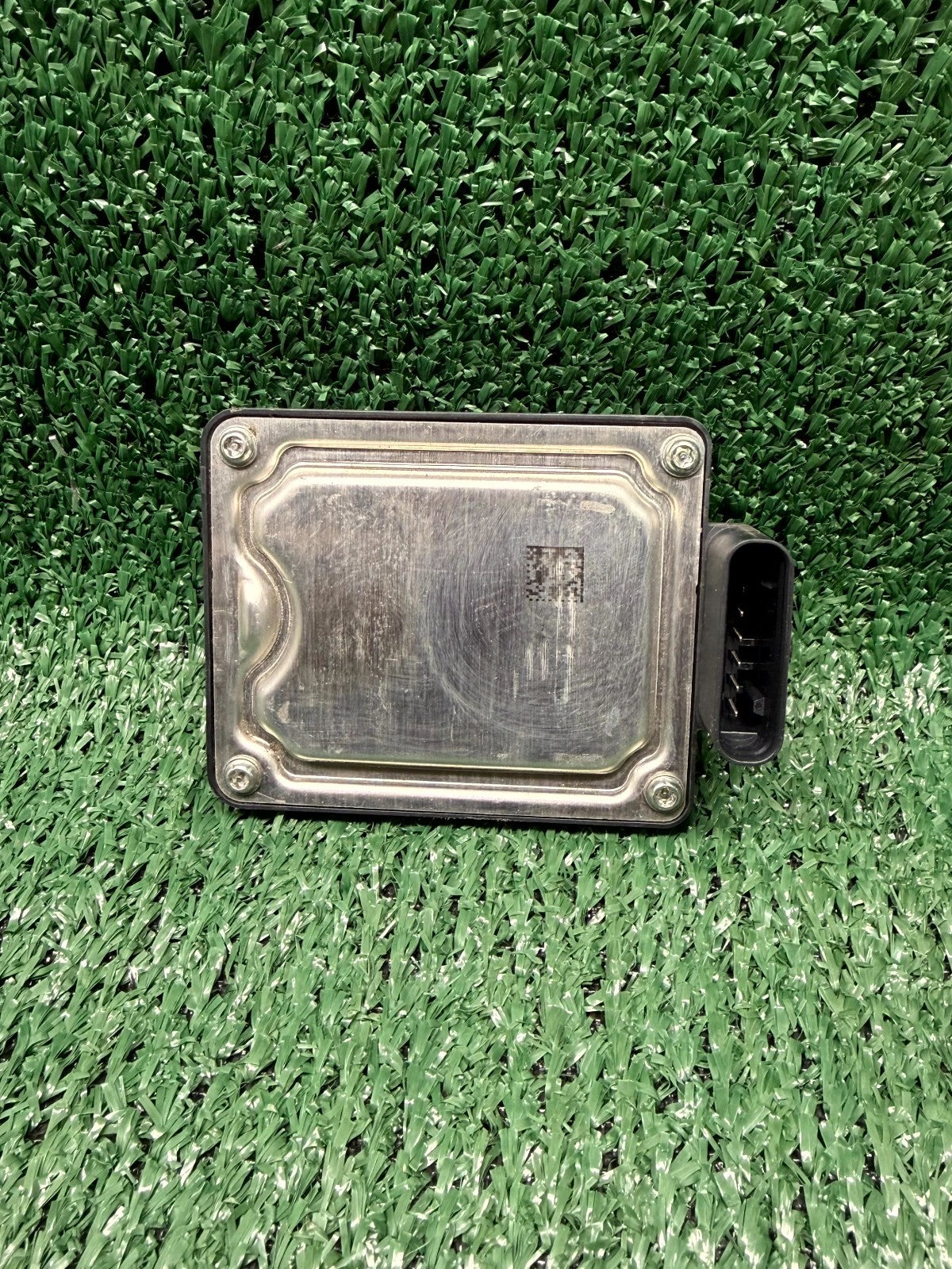 ♦️20-22 Tesla Model Y/3/ DISTANCE RADAR SENSOR CONTROL MODULE OEM, 1108647-00-D