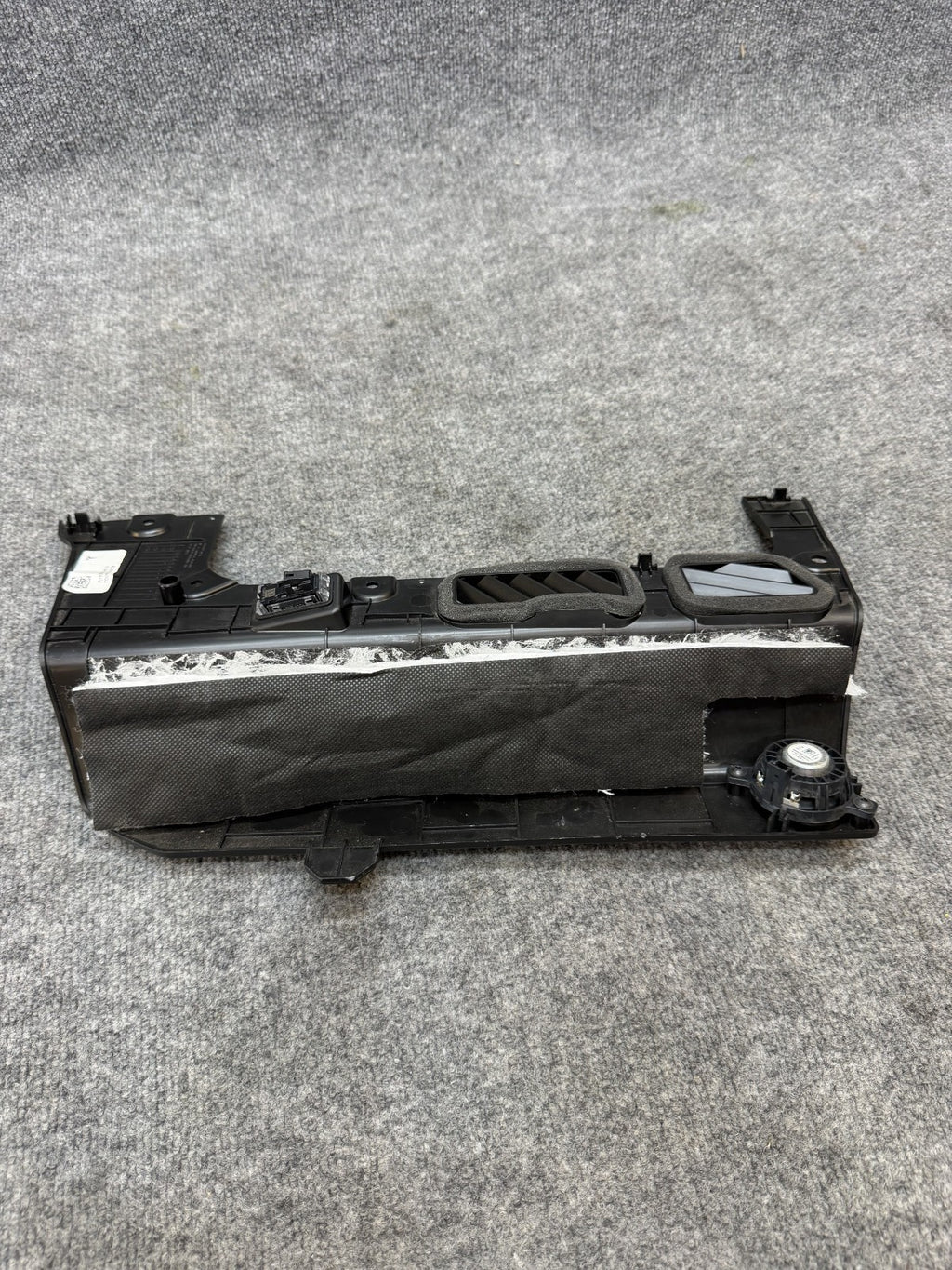2020-2024 TESLA MODEL Y RIGHT PASSENGER SIDE FOOTWELL COVER OEM, 1833395-00-A