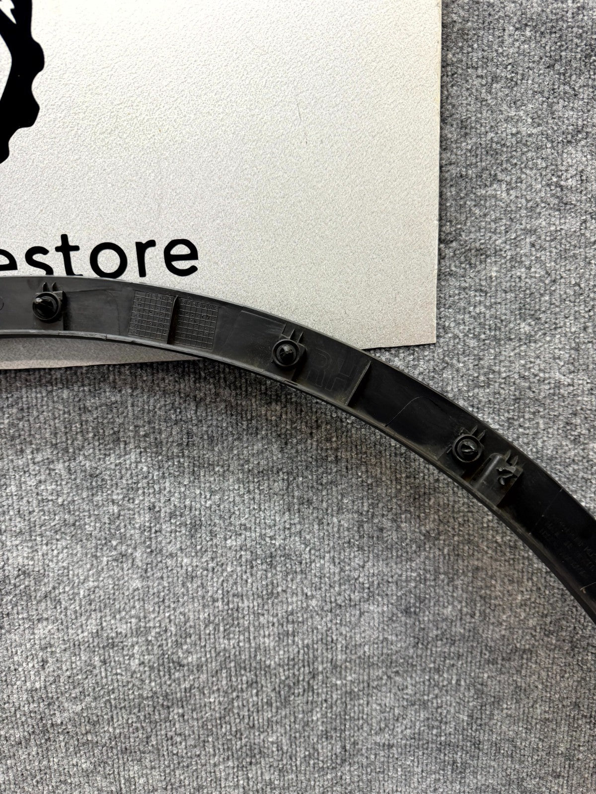 2020 - 2024 TESLA MODEL Y REAR RIGHT SIDE WHEEL FLARE MOLDING OEM, 1494164-00-C