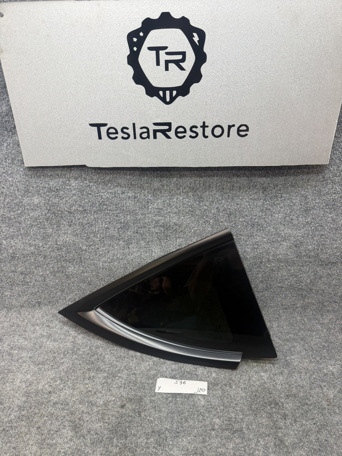 2020-2024 TESLA MODEL Y REAR RIGHT PASSENGER SIDE QUARTER GLASS OEM, 43R-000073