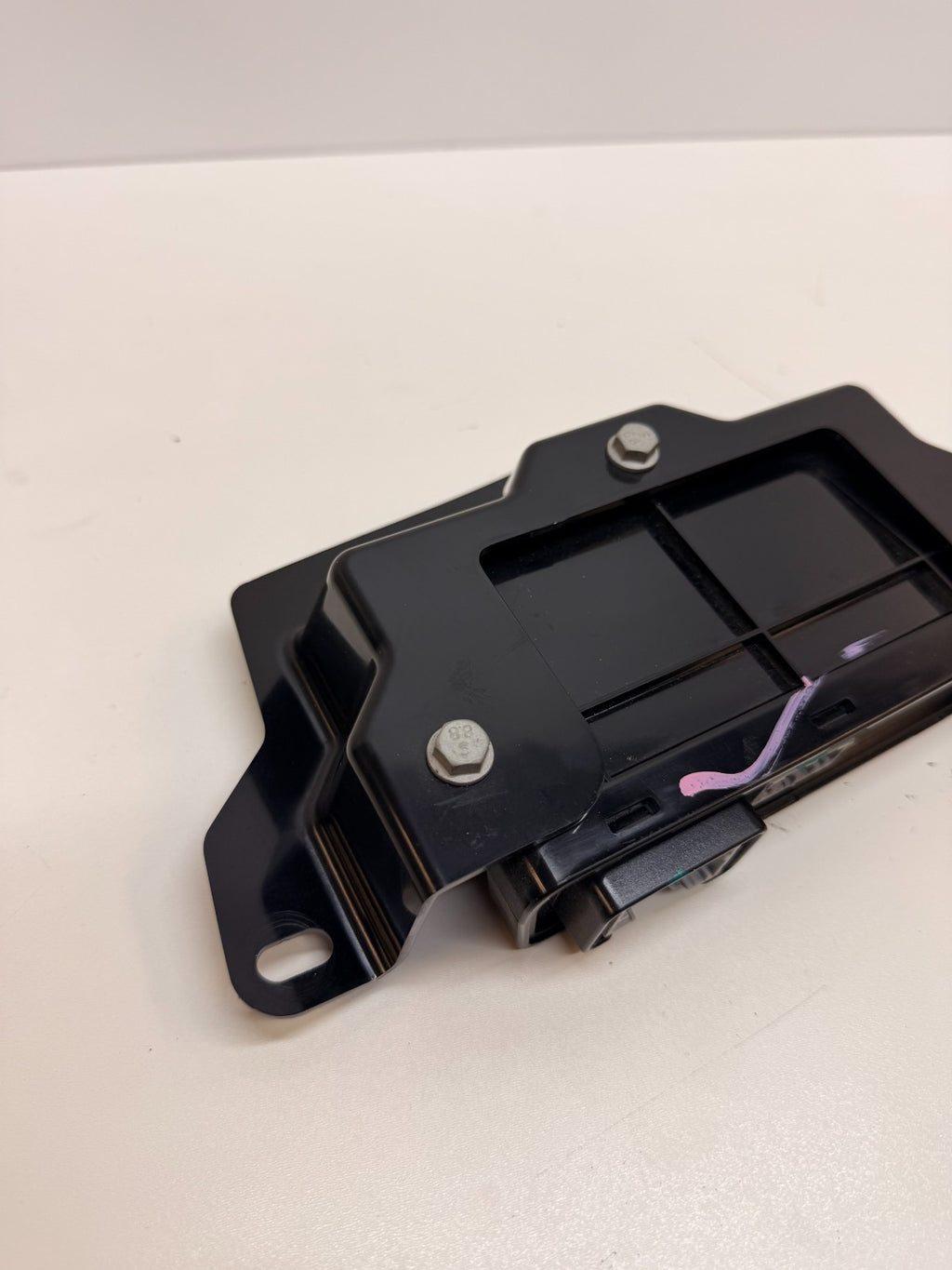 2012-2020 Tesla Model S Electronic Parking Brake Control Module 1007618-00-E