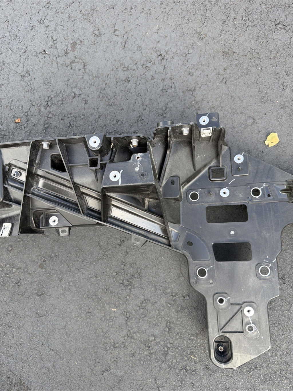 2021-2024 Tesla Model S Front radiator core support OEM 1610659-02-C