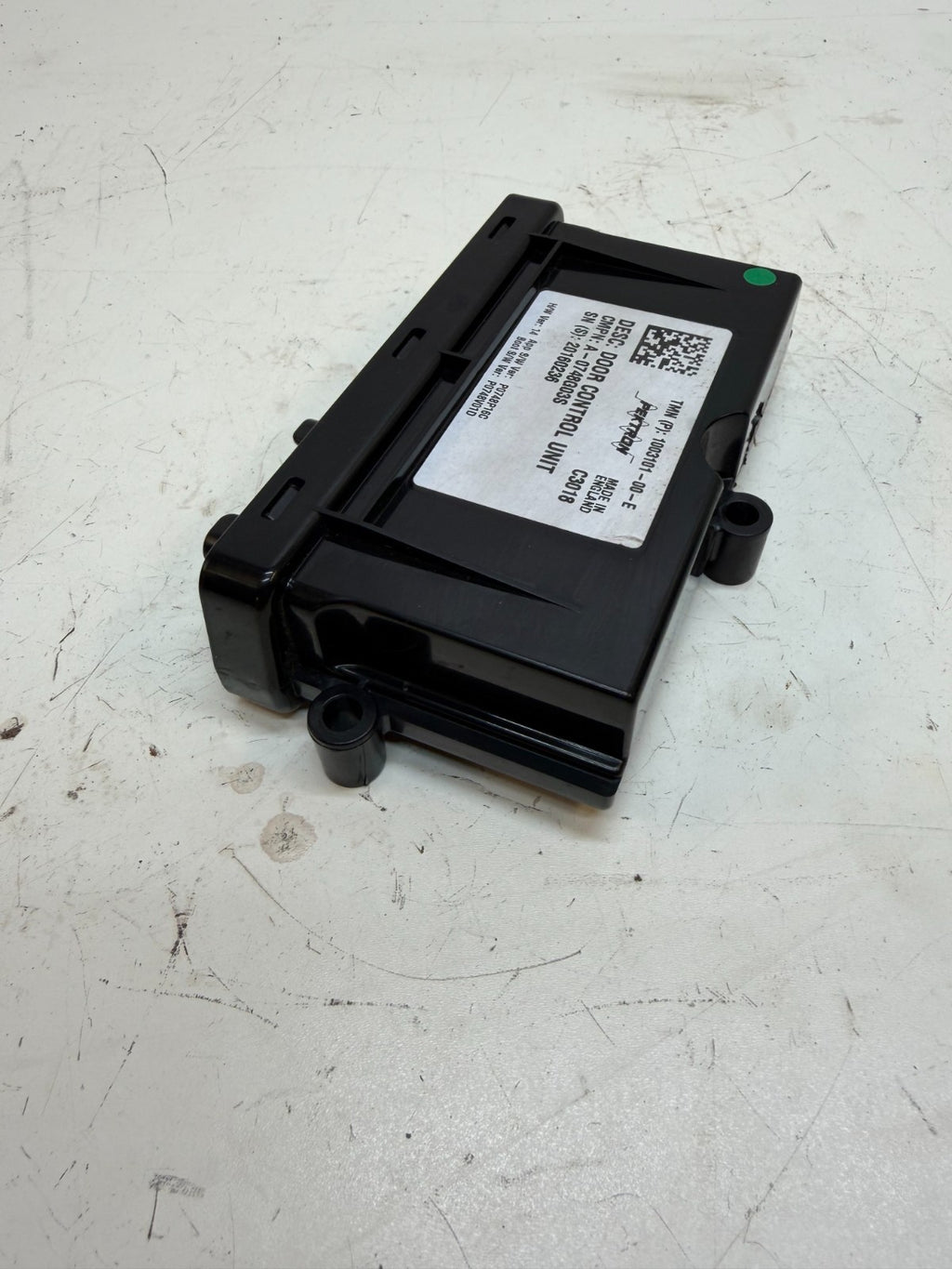 2012-2020 Tesla Model S Front Door Control Module Computer Unit 1003101-00-E