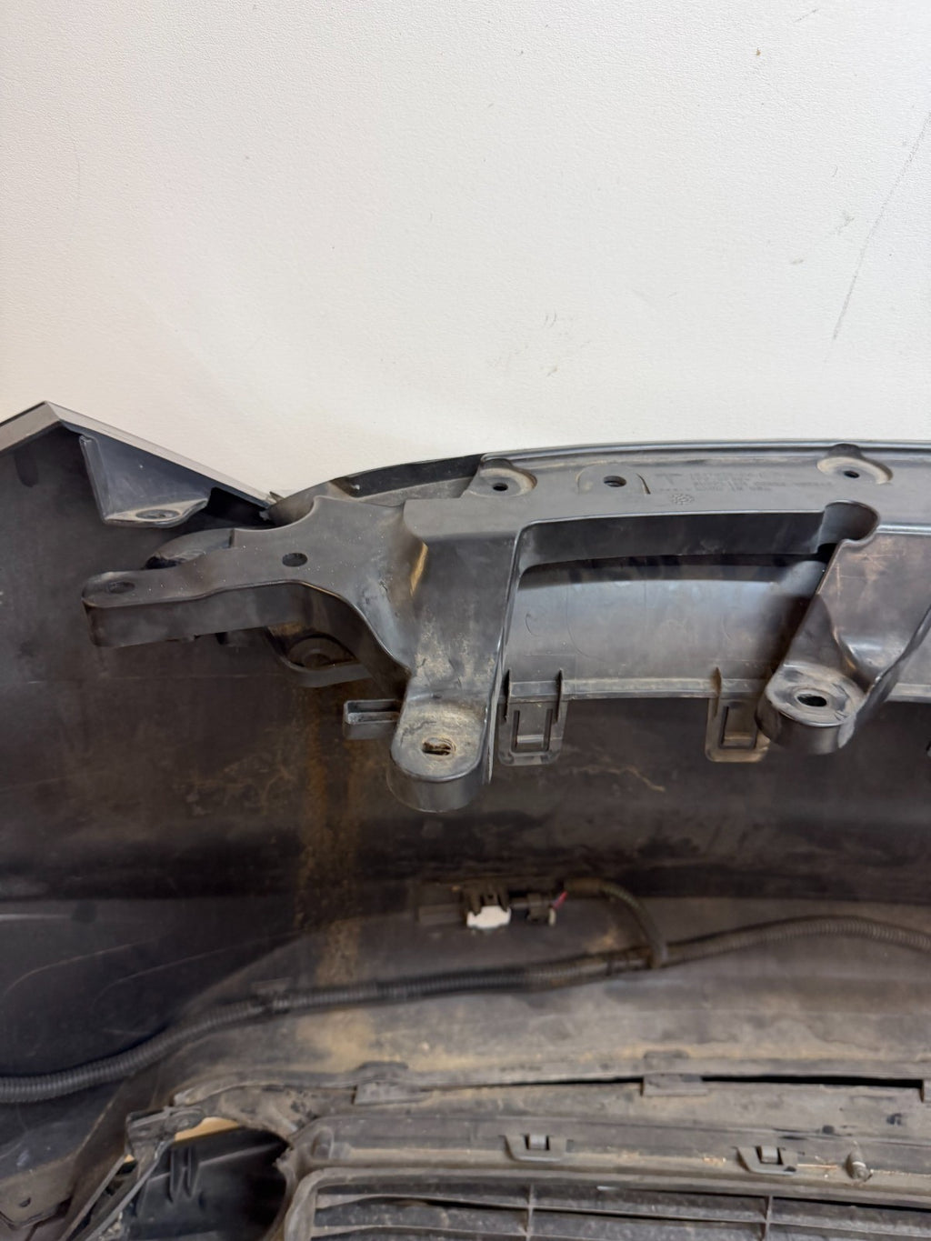 2016-2020 Tesla Model X Front Bumper Cover Complete Black