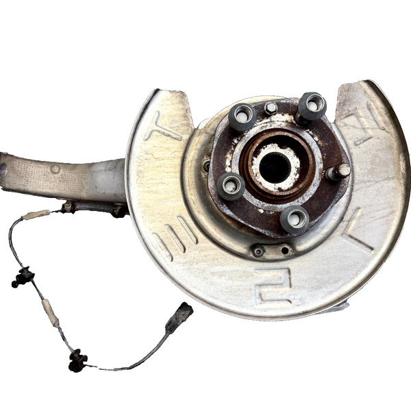 17-23 TESLA MODEL 3 FRONT LEFT SIDE SPINDLE KNUCKLE WHEEL HUB OEM, 104431100E
