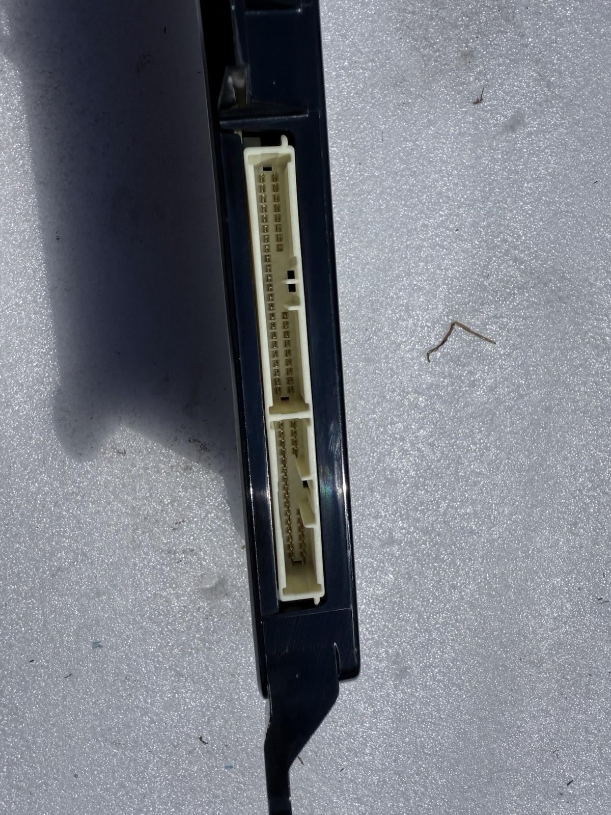 ♦️2016 - 2020 TESLA MODEL X REAR CHASSIS BODY CONTROL MODULE OEM, 1043900-10-D