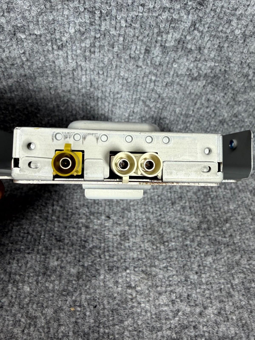 16-20 Tesla Model X Radio Reciever Tuner FM/HD Control Module OEM, 1143716-00-C