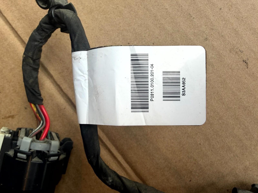 ♦️2016-2020 TESLA MODEL X REAR RIGHT TRAILER CONNECTOR HARNESS OEM, 1046032-00-C